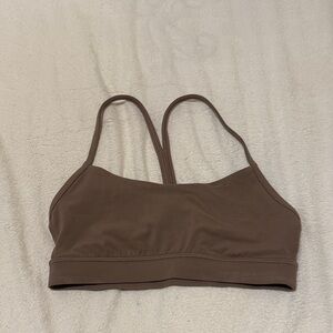 NWOT Lululemon Flow Y Nulu Bra